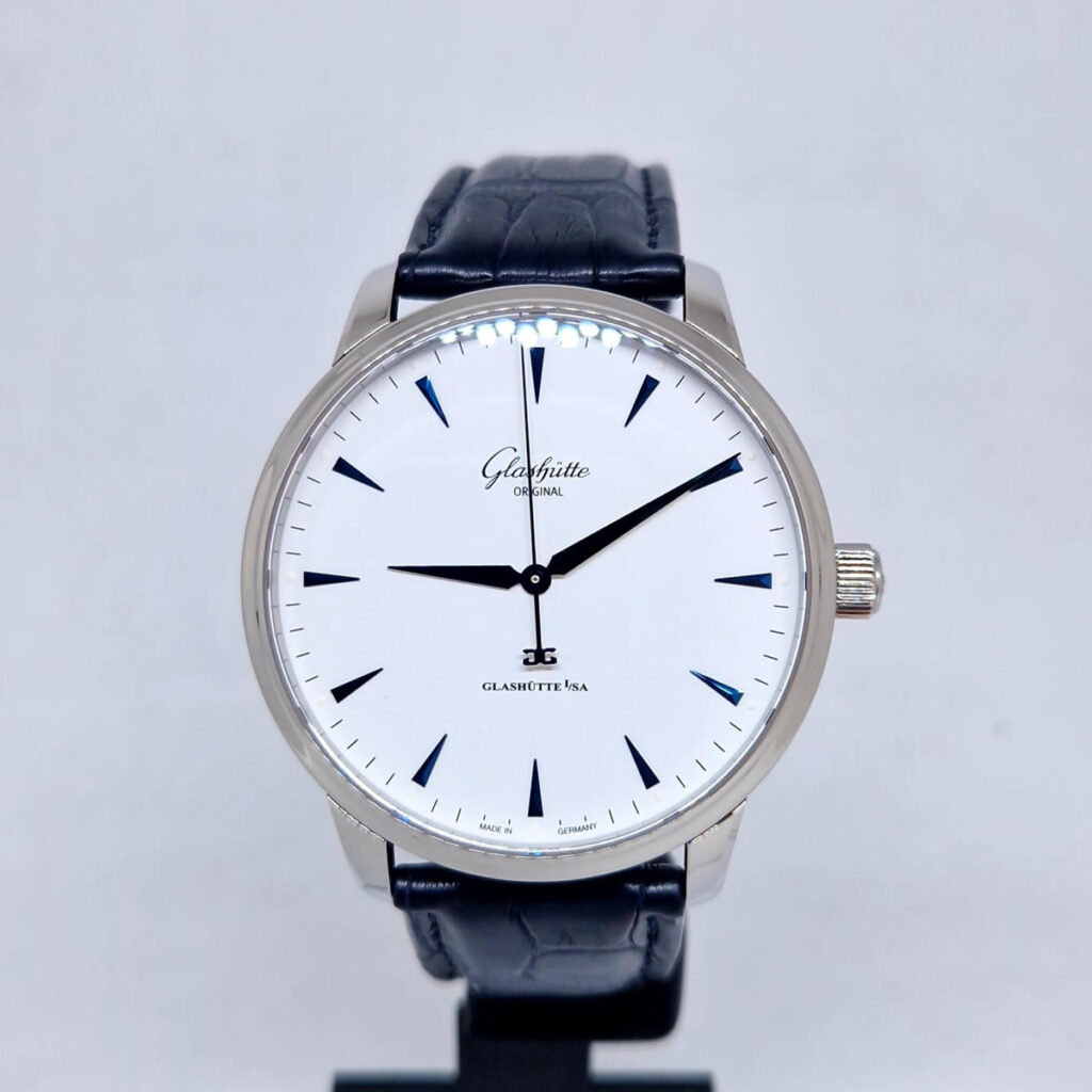 Glashutte Original Senator Excellence 1-36-01-05-02-01- manufakturowy kalibr, 100 h rezerwy chodu. Luksusowy zegarek dostępny w Artemwatch.