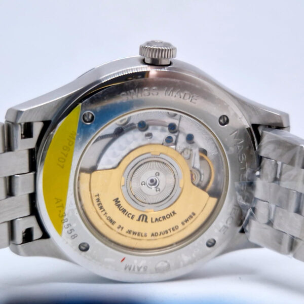 Maurice Lacroix Masterpiece Gmt MP6707 (1) Maurice Lacroix Masterpiece GMT MP6707- koperta 40 mm, srebrna giloszowana tarcza, duża data, GMT, szafirowe szkło i wodoodporność 50 m. Dostępny w Artemwatch.