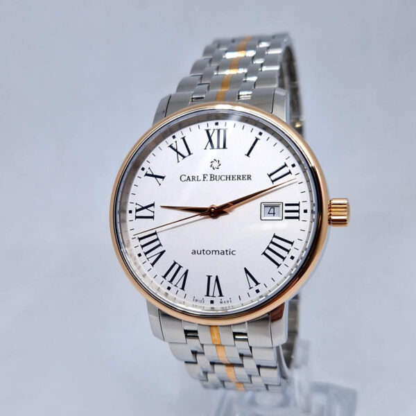 Carl F. Bucherer Adamavi 00.10318.07.11 (5) Carl F. Bucherer Adamavi 00.10318.07.11.21 – luksusowy szwajcarski zegarek automatyczny 40 mm ze stali i 18K różowego złota. Dostępny w Artemwatch.