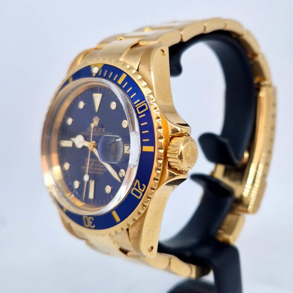 Rolex Submariner Date 1680 (9) Rolex Submariner Date 1680