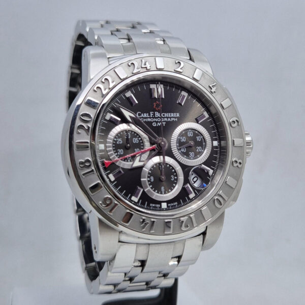 Carl F. Bucherer Patravi 00.10618.08.33 (7) Carl F. Bucherer Patravi TravelGraph 00.10618.08.33.01 – szwajcarski zegarek z funkcją Chronograf i GMT. Dostępny w doskonałym stanie w ArtemWatch.