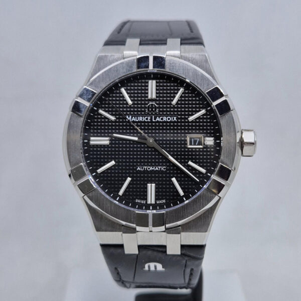 Maurice Lacroix AIKON AI6008-SS001-330-1 Maurice Lacroix AIKON AI6008-SS001-330-1 – szwajcarski zegarek z szafirowym szkłem i wodoszczelnością 200 m. Dostępny w Artemwatch.