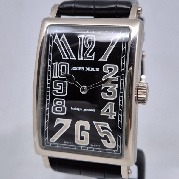 er Dubuis Much More Limited to 28 peaces Roger Dubuis Much More Limited to 28 Pieces – ekskluzywny automatyczny zegarek z białego złota. Limitowana edycja, gwarancja Artemwatch.