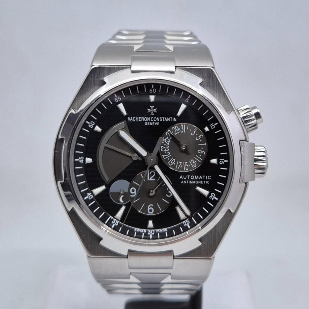 Vacheron Constantin Overseas 47450/B01A-9227 – szwajcarski zegarek Dual Time. Dostępny w Artemwatch – luksusowe zegarki premium.
