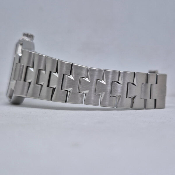 Vacheron Constantin Overseas 47450B01A-9227 (11) Vacheron Constantin Overseas 47450/B01A-9227