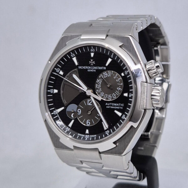 Vacheron Constantin Overseas 47450B01A-9227 (3) Vacheron Constantin Overseas 47450/B01A-9227 – szwajcarski zegarek Dual Time. Dostępny w Artemwatch – luksusowe zegarki premium.