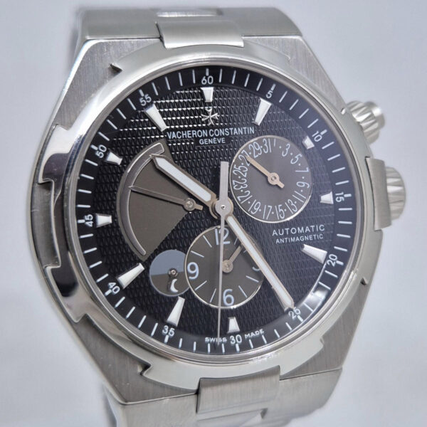 Vacheron Constantin Overseas 47450B01A-9227 (9) Vacheron Constantin Overseas 47450/B01A-9227 – szwajcarski zegarek Dual Time. Dostępny w Artemwatch – luksusowe zegarki premium.