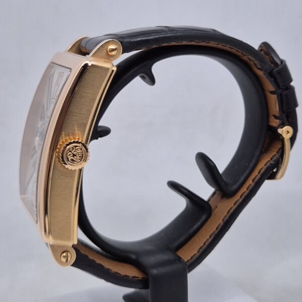 20260205_184256 Roger Dubuis Much More Manual winding