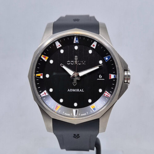 Corum Admiral 01.0146 Corum Admiral 01.0146 – zegarek szwajcarski 47 mm, tytanowa koperta 47mm, caliber CO403, 65 h rezerwy,czarna tarcza. Dostępny w Artemwatch.