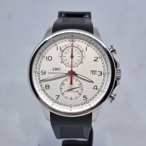 IWC Portugieser Yacht Club Chronograph IW390211 IWC Portugieser Yacht Club Chronograph IW390211 – luksusowy zegarek z chronografem Flyback. Dostępny w Artemwatch
