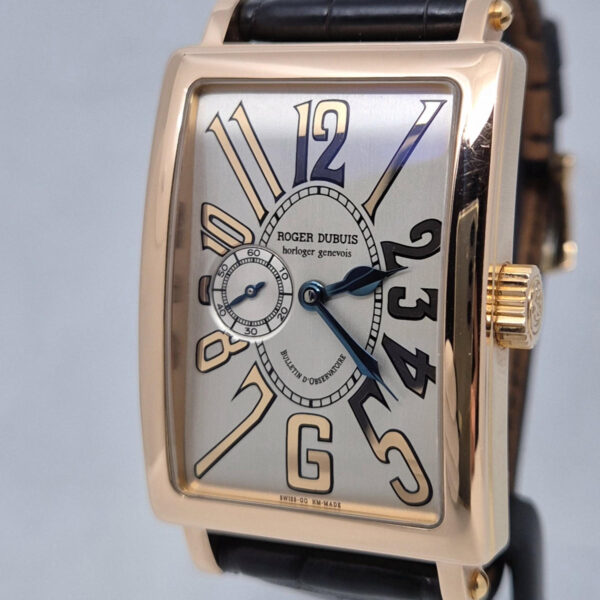 Roger Dubuis Much More Manual winding (13) Roger Dubuis Much More Manual Winding – oryginalny szwajcarski zegarek z 18K różowego złota. Pudełko, dokumenty i gwarancja Artemwatch.