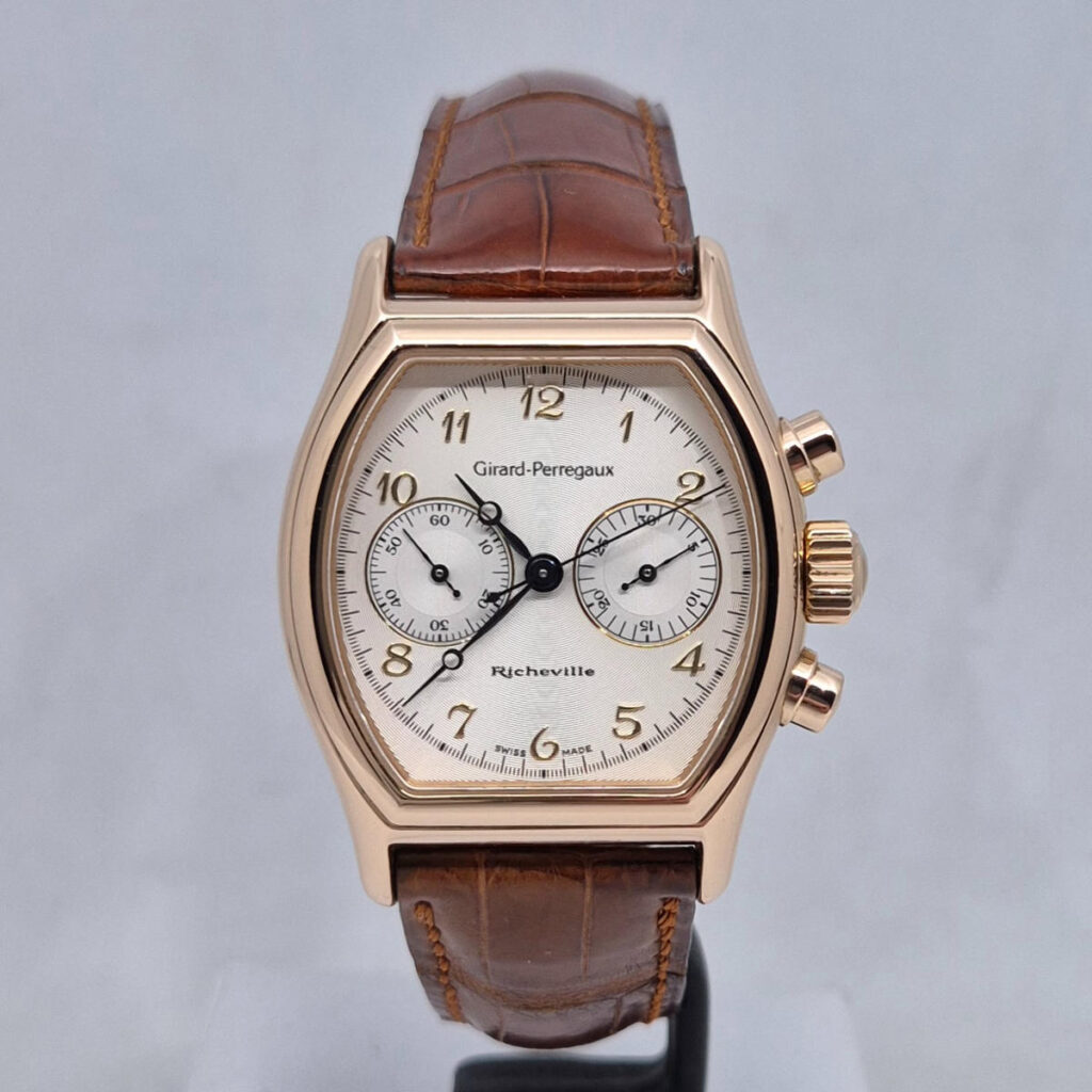 Girard-Perregaux Richeville 2710 – luksusowy zegarek z 18K różowego złota. Klasyczna elegancja i gwarancja Artemwatch