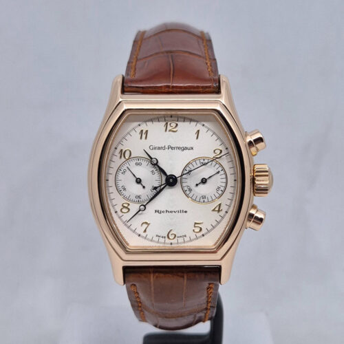 Girard-Perregaux Richeville 2710 Girard-Perregaux Richeville 2710 – luksusowy zegarek z 18K różowego złota. Klasyczna elegancja i gwarancja Artemwatch