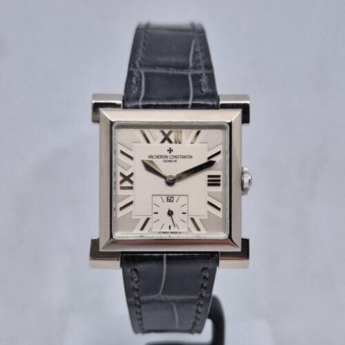 Vacheron Constantin Les Historiques 91030 Vacheron Constantin Les Historiques 91030 – limitowany szwajcarski zegarek z białego złota. Oryginał, doskonały stan i gwarancja Artemwatch.