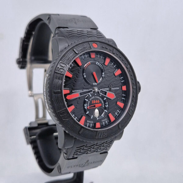 Ulysse Nardin Diver Black Sea 263-92-3C (13) Ulysse Nardin Diver Black Sea 263-92-3C – sportowy zegarek nurkowy, automatyczny mechanizm UN-26. Dostępny w Artemwatch.