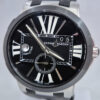 Ulysse Nardin Executive Dual Time 243-0042 (9) Ulysse Nardin Executive Dual Time 243-00/42 – luksusowy zegarek GMT z mechanizmem UN-24, dużą datą i czarną ceramiczną lunetą. Dostępny w Artemwatch.
