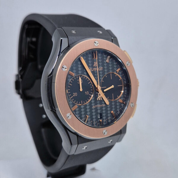 Hublot Classic Fusion Chronograph 521.CO.1781 (6) Hublot Classic Fusion Chronograph 521.CO.1781.RX – luksusowy szwajcarski chronograf z kopertą z ceramiki. Gwarancja Artemwatch