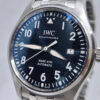 IWC Pilot’s Watch Mark XVIII “Le Petit Prince” IW327016 (4) IWC Pilot’s Watch Mark XVIII „Le Petit Prince” IW327016 – niebieska tarcza, lotniczy styl, edycja specjalna. Dostępny w ArtemWatch