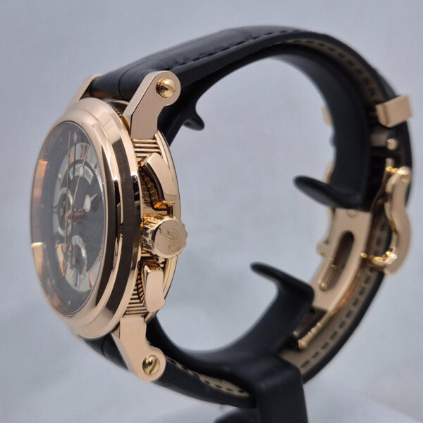 Breguet Marine Flyback Chronograph 5827 (17) Breguet Marine Flyback Chronograph 5827BR/Z2/9Z8